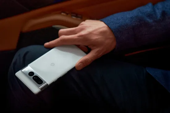 Смартфон Google Pixel 7 Pro 12/256ГБ снежно-белый