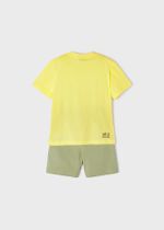 футболка с шортами