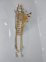 Заколка-краб для волос "Пушистая бабочка" со стразами. Цвет золото