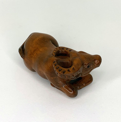 Нэцкэ Бык Символ 2021 года