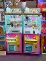 Призовой автомат кран-машина «Monster Party»