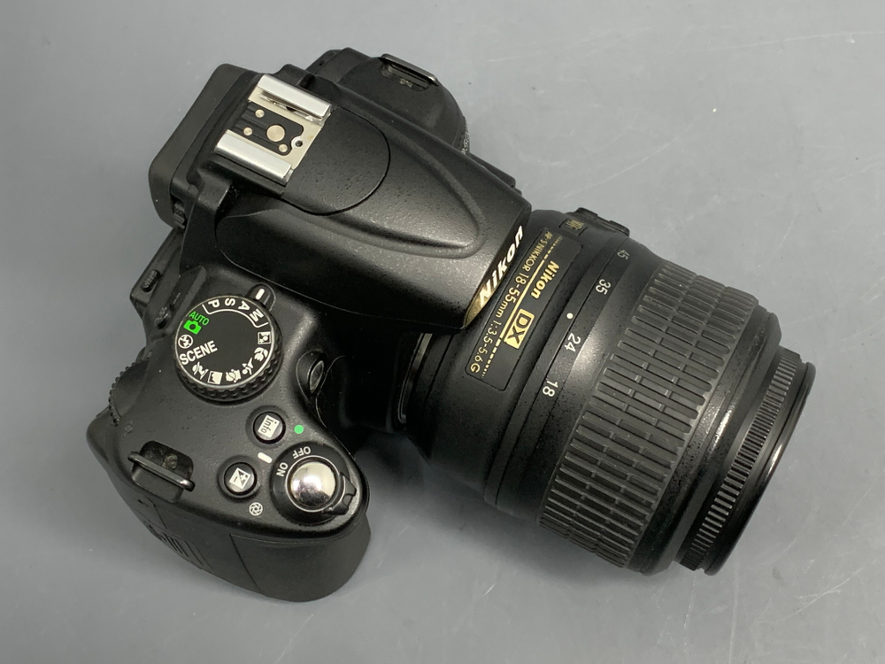 Nikon D5000 Kit 18-55mm 4.700 кадров