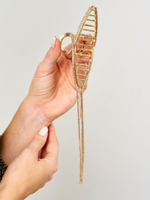 Заколка-краб для волос. Петля со стразами и подвесками. Цвет золото. Китай