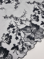 Вышивка на сетке чёрная К722