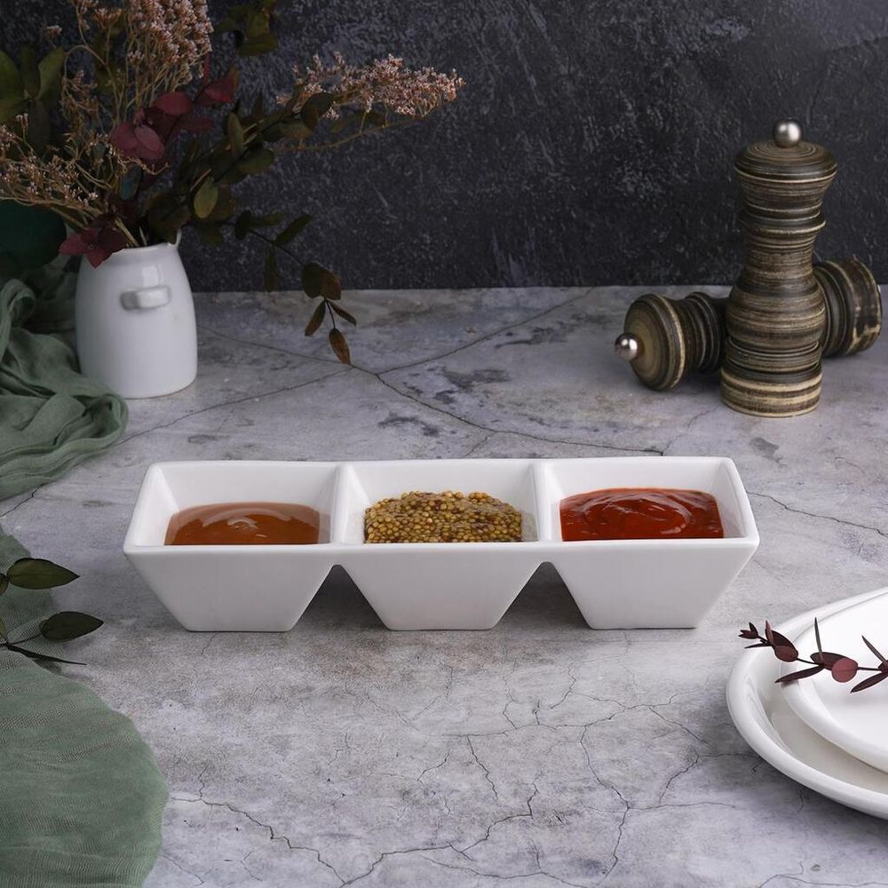 Менажница 23,5*8 см h4,6 см 3 отделения белая фарфор NEW P.L. Proff Cuisine [3]