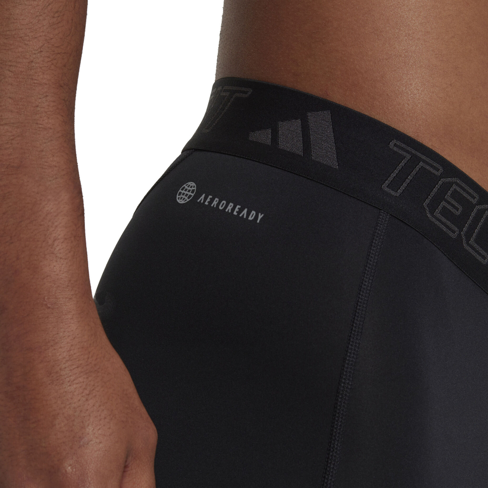 Мужские теннисные штаны adidas Tech-Fit Short Tight Men - Black