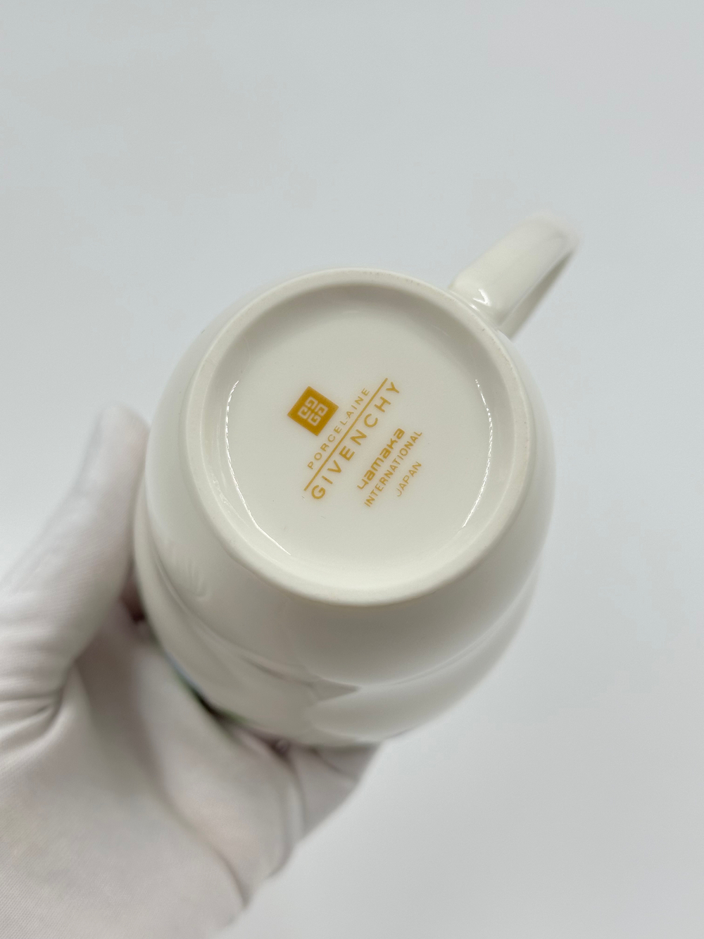 Кружка с розовой каймой Givenchy by Yamaka