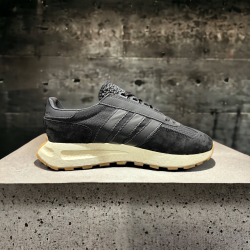 Adidas Retropy E5 • Black/Yellow