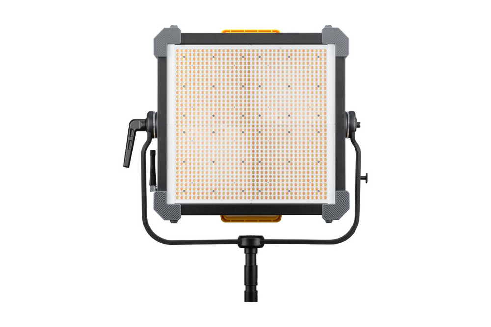 Осветитель светодиодный Godox Knowled P600Bi Hard