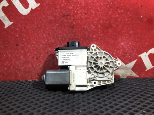 Моторчик стеклоподъемника левый