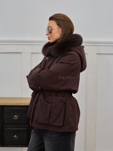 Винная парка-трансформер с меховой оторочкой