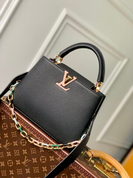 Louis Vuitton Capucines BB