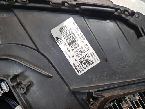 Фара правая BMW X1 F48 (2015-2019) LED