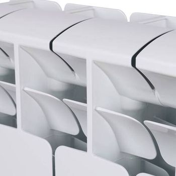 RIFAR BASE VENTIL 500 BVR  4 секции радиатор биметаллический нижнее правое подключение