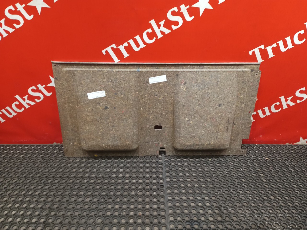 Обшивка салона правая 2018г.