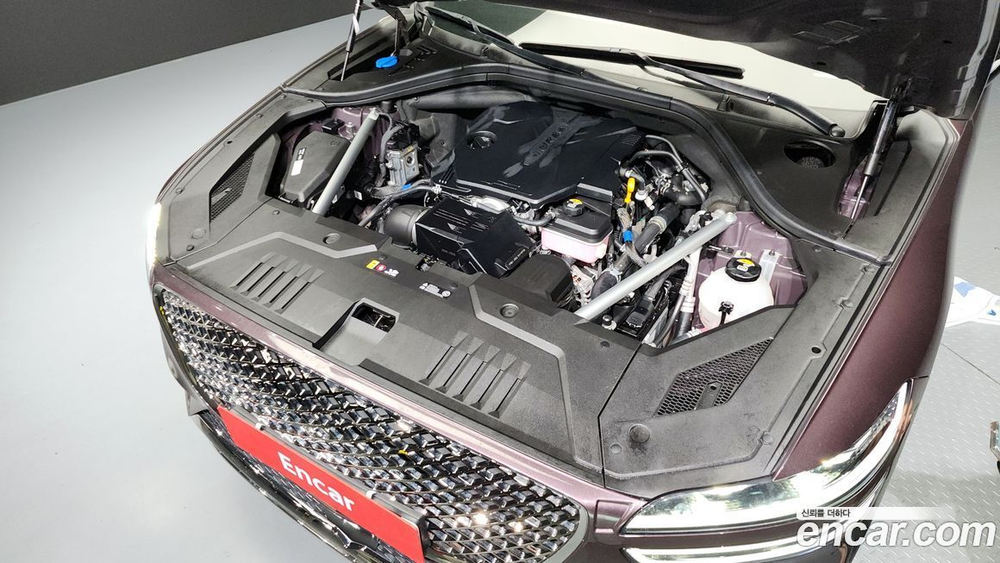 Genesis GV70 2.5T Бензин 2WD (07.2021)