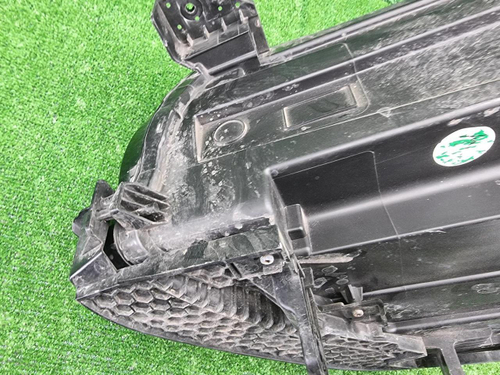 Фара правая Geely Tugella (2019-2024) LED