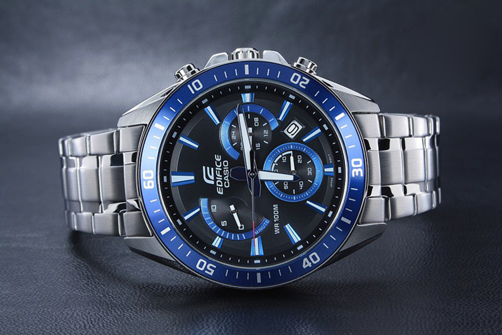 Часы Casio EFR-552D-1A2