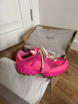 Кроссовки Jacquemus x Nike Air Humara Pink