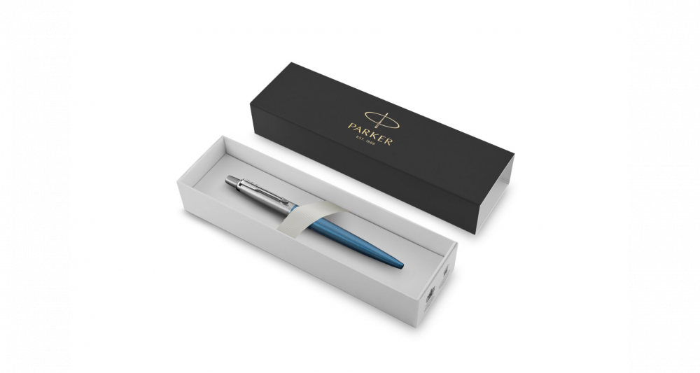 Подарочный набор: Шариковая ручка Parker Jotter Essential, Waterloo Blue CT и Ежедневник недатированный серебристый