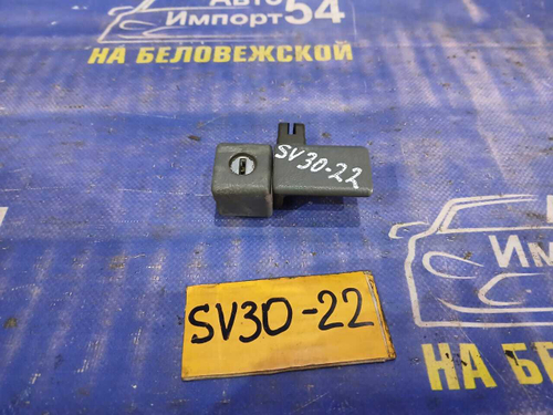 Бардачок пассажирский TOYOTA CAMRY 1993