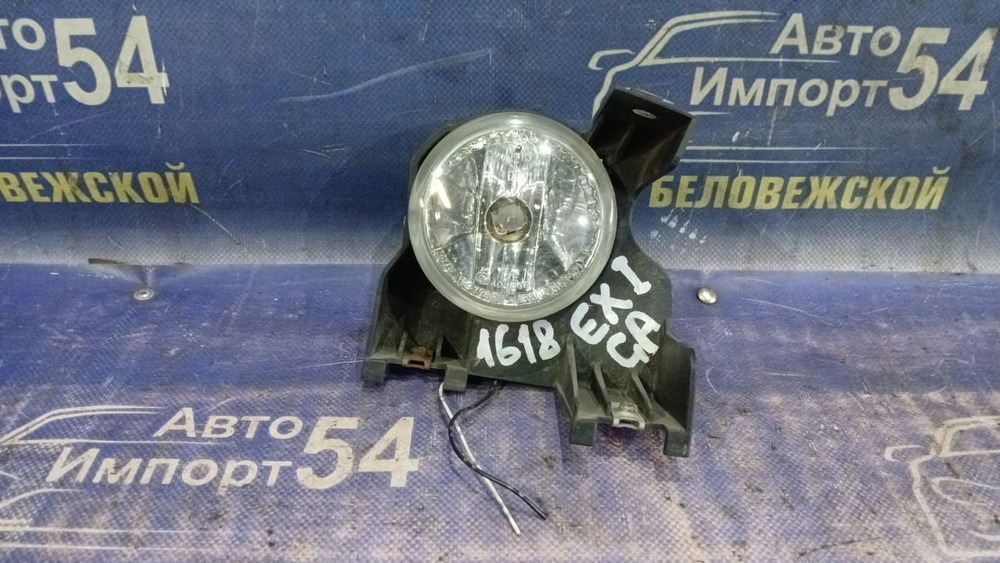 Туманка правая SUBARU EXIGA 2008