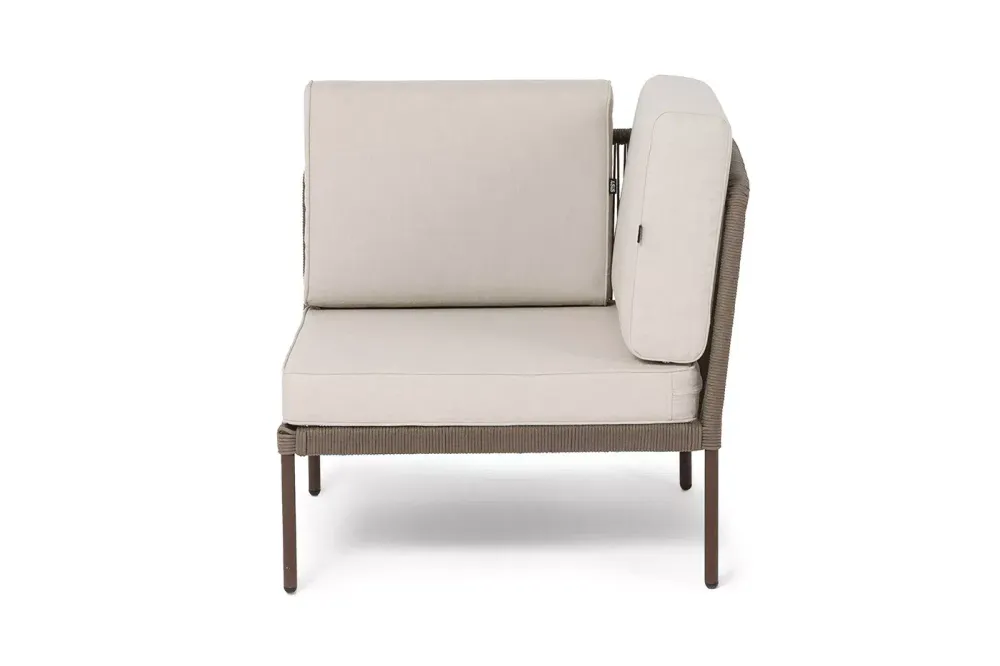 "Канны" угловой модуль плетеный из роупа, каркас алюминий коричневый (RAL8016) муар, роуп коричневый круглый, ткань бежевая 035