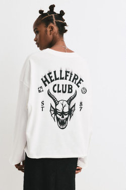 PULL&BEAR Футболка с длинными рукавами "Stranger Things ", цвет льда