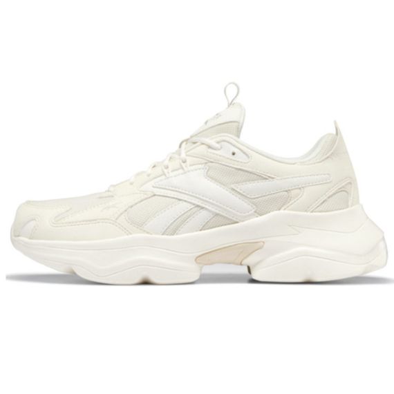 Reebok ROYAL BRIDGE - это 4-звездочный отель, расположенный в самом сердце Юнисекса