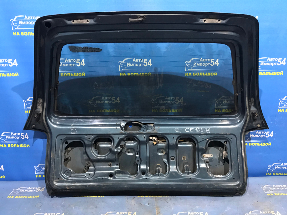 Дверь пятая TOYOTA COROLLA 1995