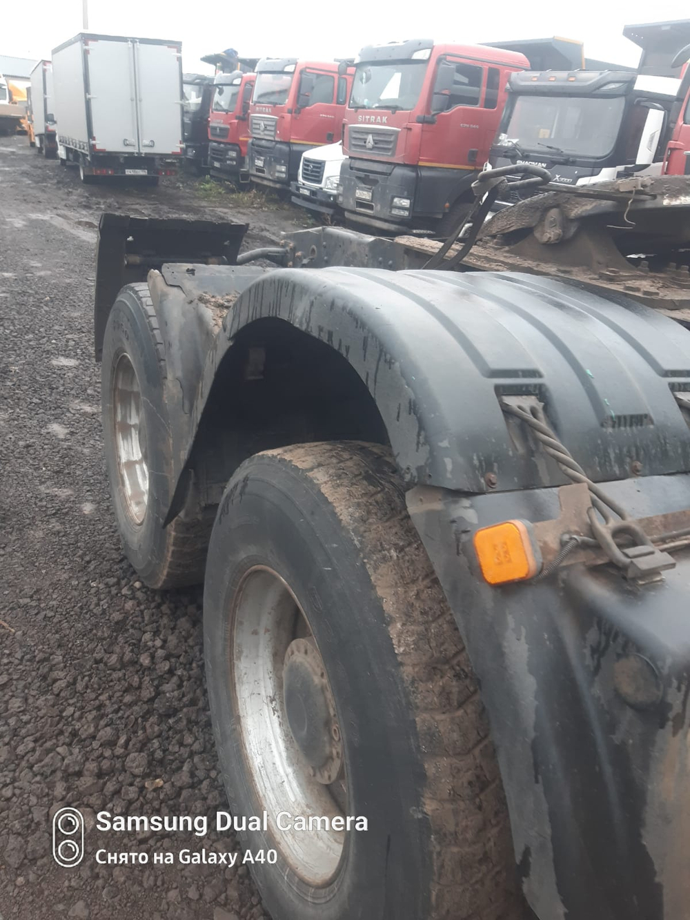 Shacman (Shaanxi) SX* 6x6 Седельный тягач SX42586W385C (Дизельный, 10,8 л, 441 л.с., МТ)