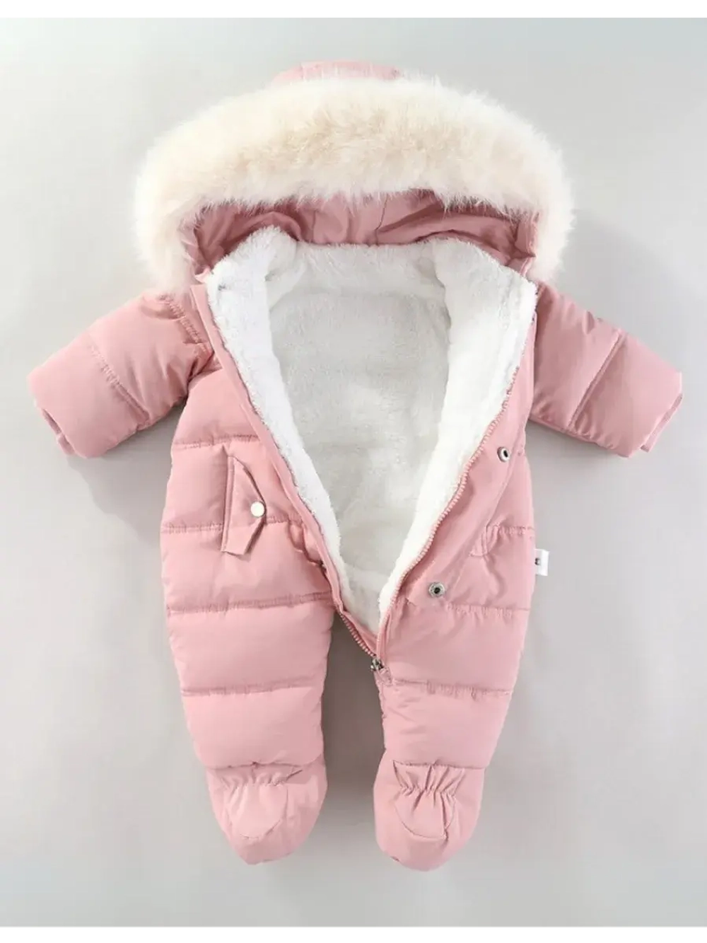 Зимний комбинезон для новорожденной девочки