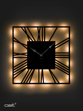 Часы настенные с подсветкой квадратные