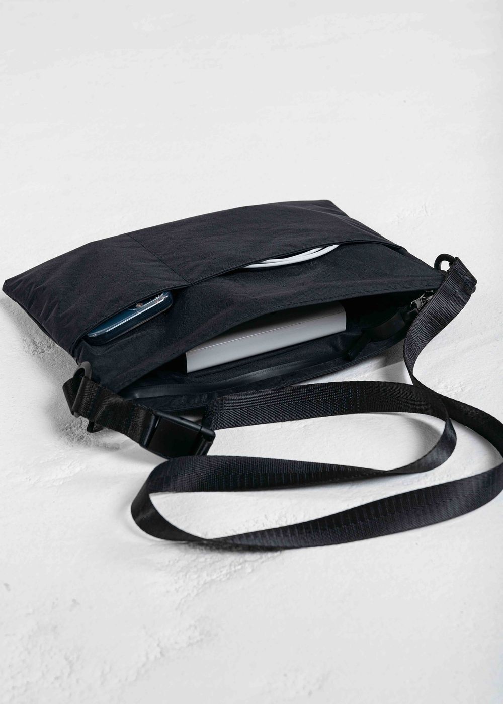 Сумка Mushmula F2 Сакош кросс-боди средняя черная