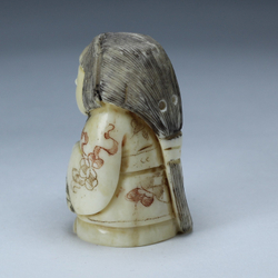 Нэцкэ Девушка