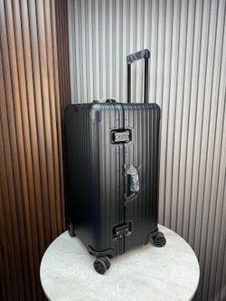 Дорожный чемодан Rimowa Trunk Plus
