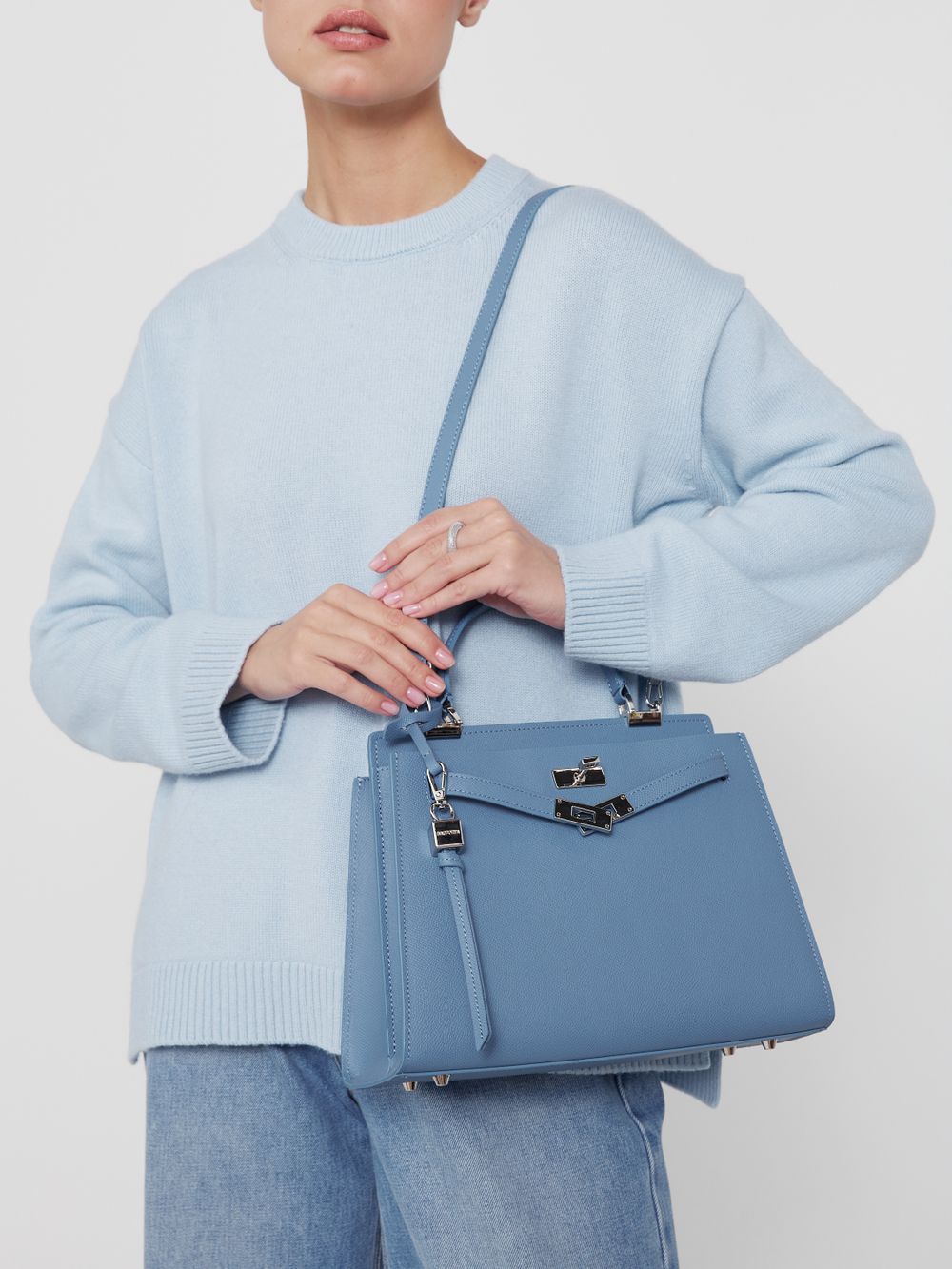 БРЕЛОК CHARM 01 EPSOM BLUE