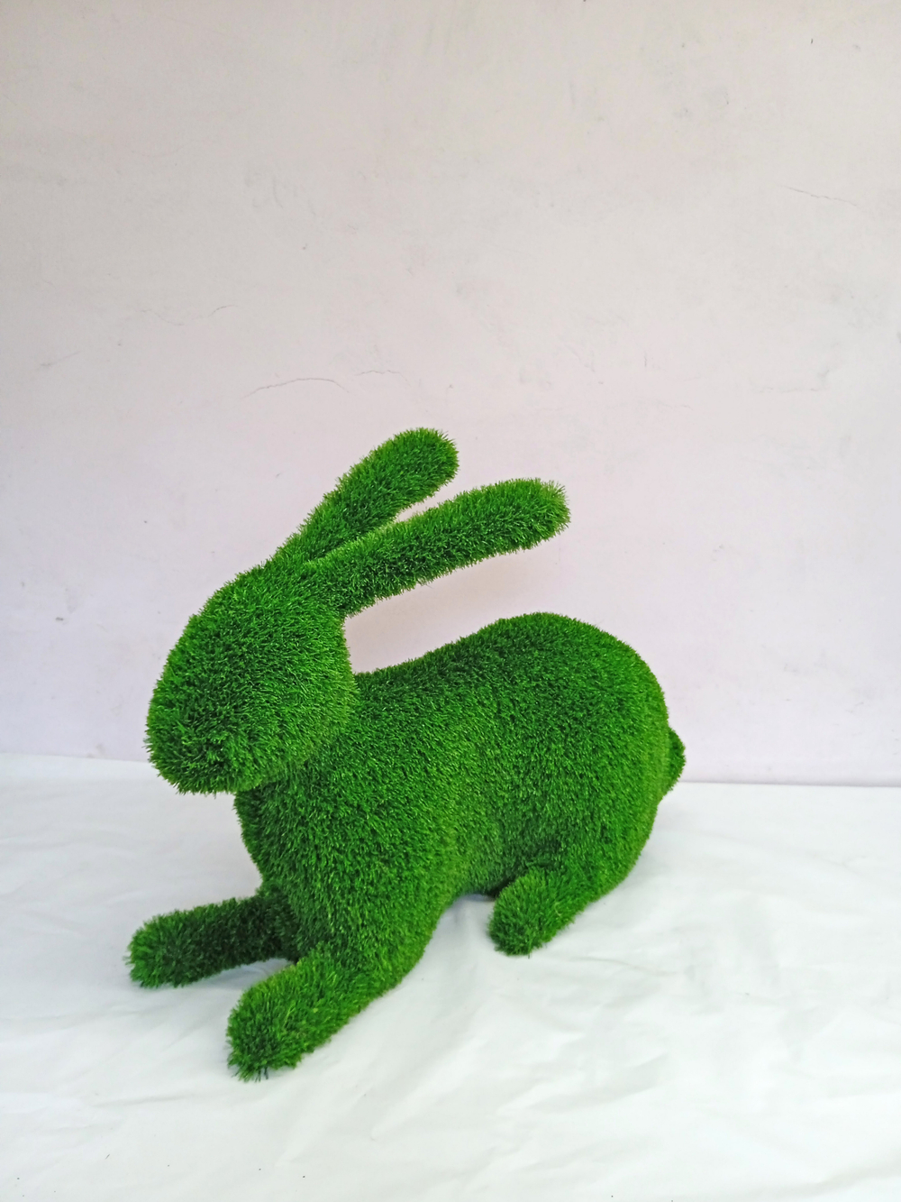 Заяц лежачий