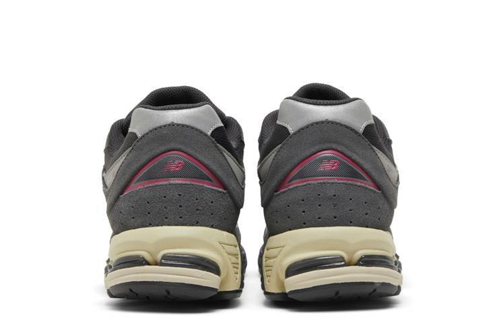 Кроссовки New Balance Nb 2002R