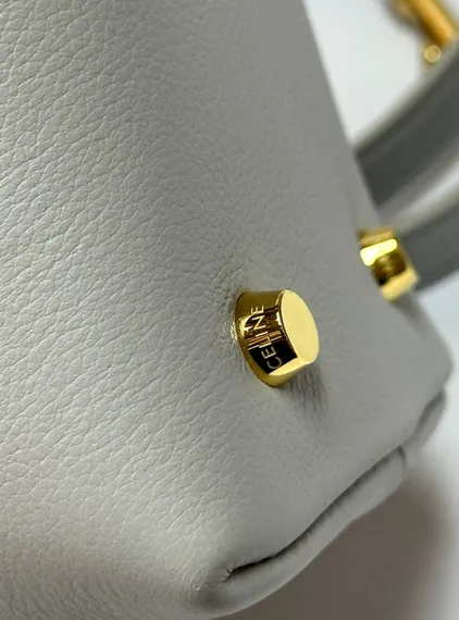 Сумки CELINE MEDIUM NINO из блестящей телячьей кожи белый
