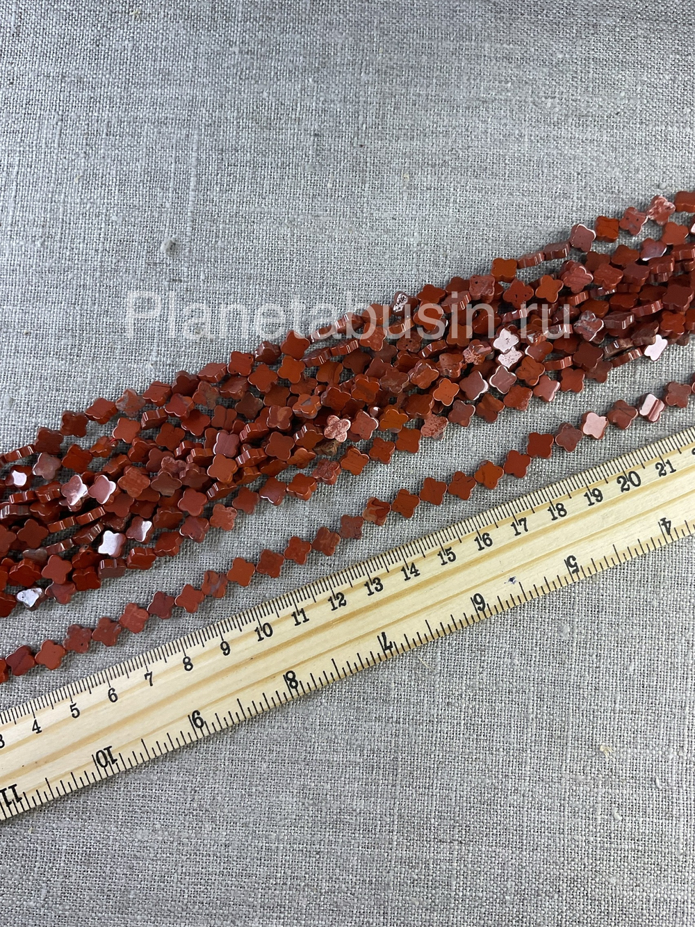 Камень Яшма красная 1683