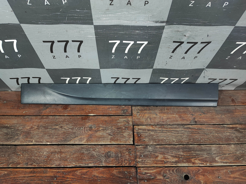 Накладка двери передней правой FAW Besturn X80 18-нв Б/У Оригинал 5CA050686E02