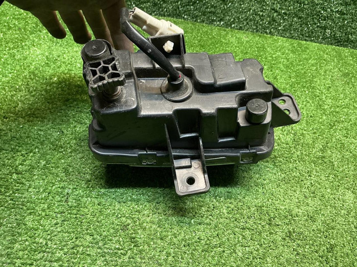 ПТФ левая Geely Coolray (2019-2024)