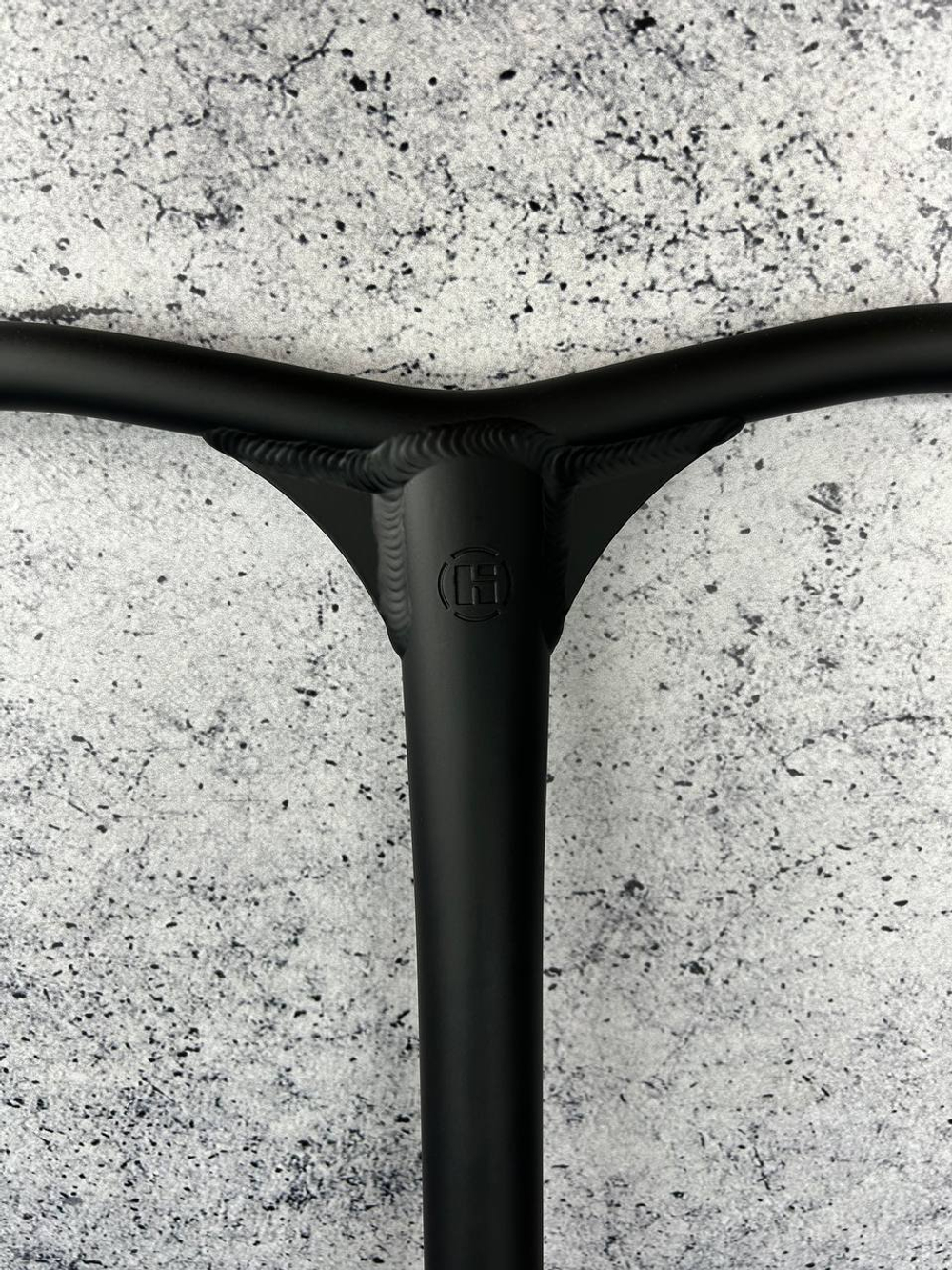 Руль HIPExtreme H3 Y-bar 600*560 мм, черный