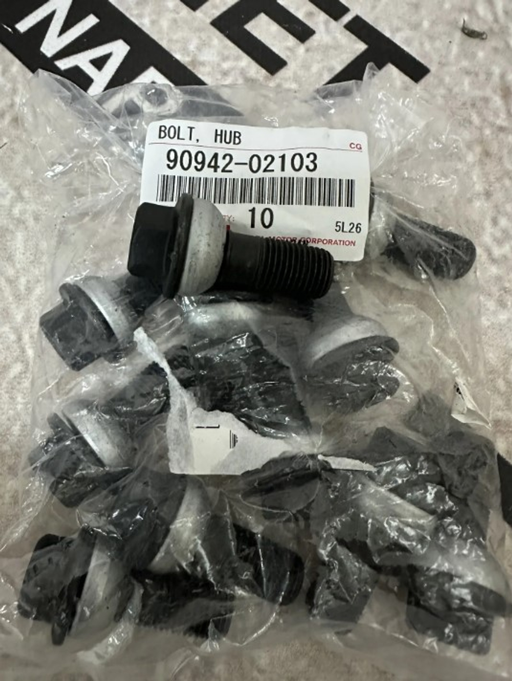 Болт колесный TOYOTA 9094202103
