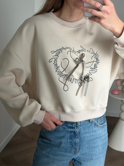 Свитшот Купидон бежевый