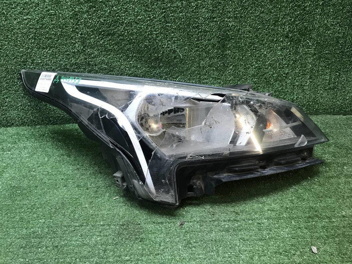 Фара правая Kia Rio 4 FB (2020-2022) галоген