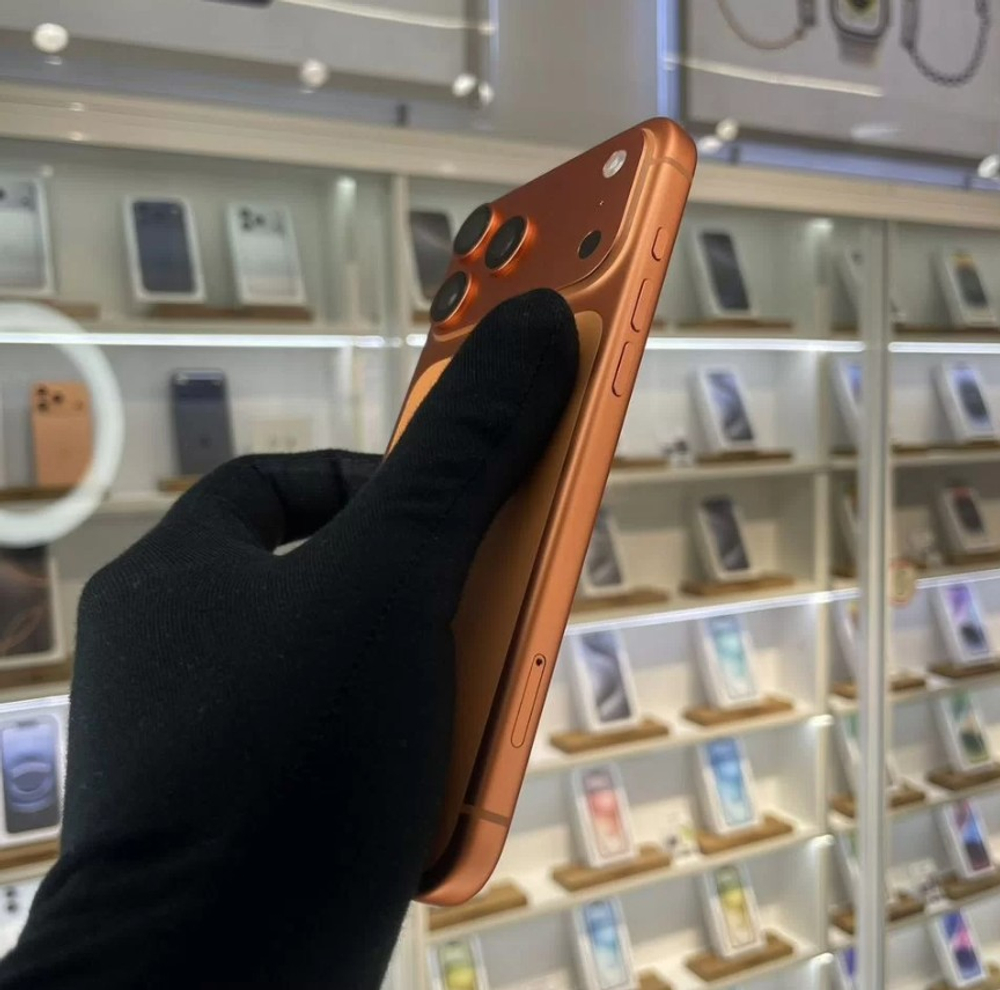 iPhone 17 Pro 256 ГБ, eSIM, б/у