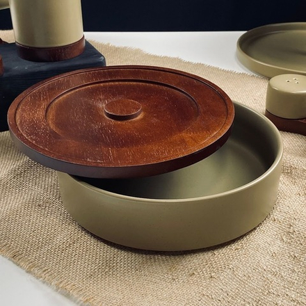 Lenardi 235-135 Салатник 23х7,5см с крышкой/подставкой TROPICAL в под.уп.(х8)Фарфор