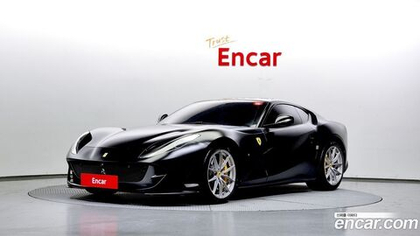 Ferrari 812 Superfast 6.5 V12 (11.2019)